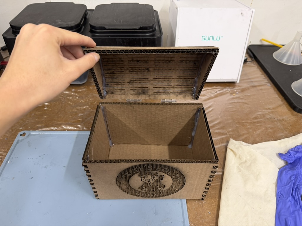 Final treasure chest box opened to show the living hinge lid